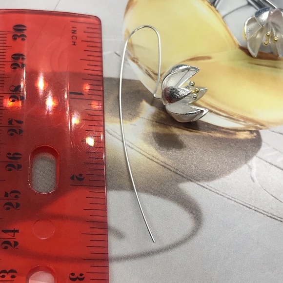 Sterling Silver 925 Handmade Flower Earrings - Picture 4 of 4